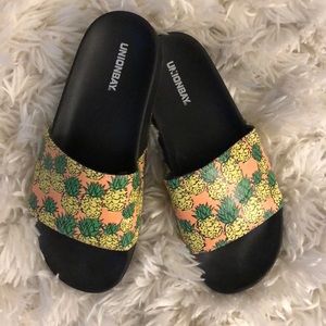 Pineapple Slides
